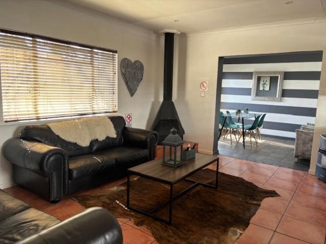 Karoo Heart Apartment Beaufort West Exterior foto